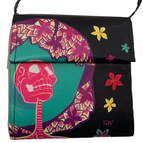Skeleton Crossbody Purse - Picture 2 of 4